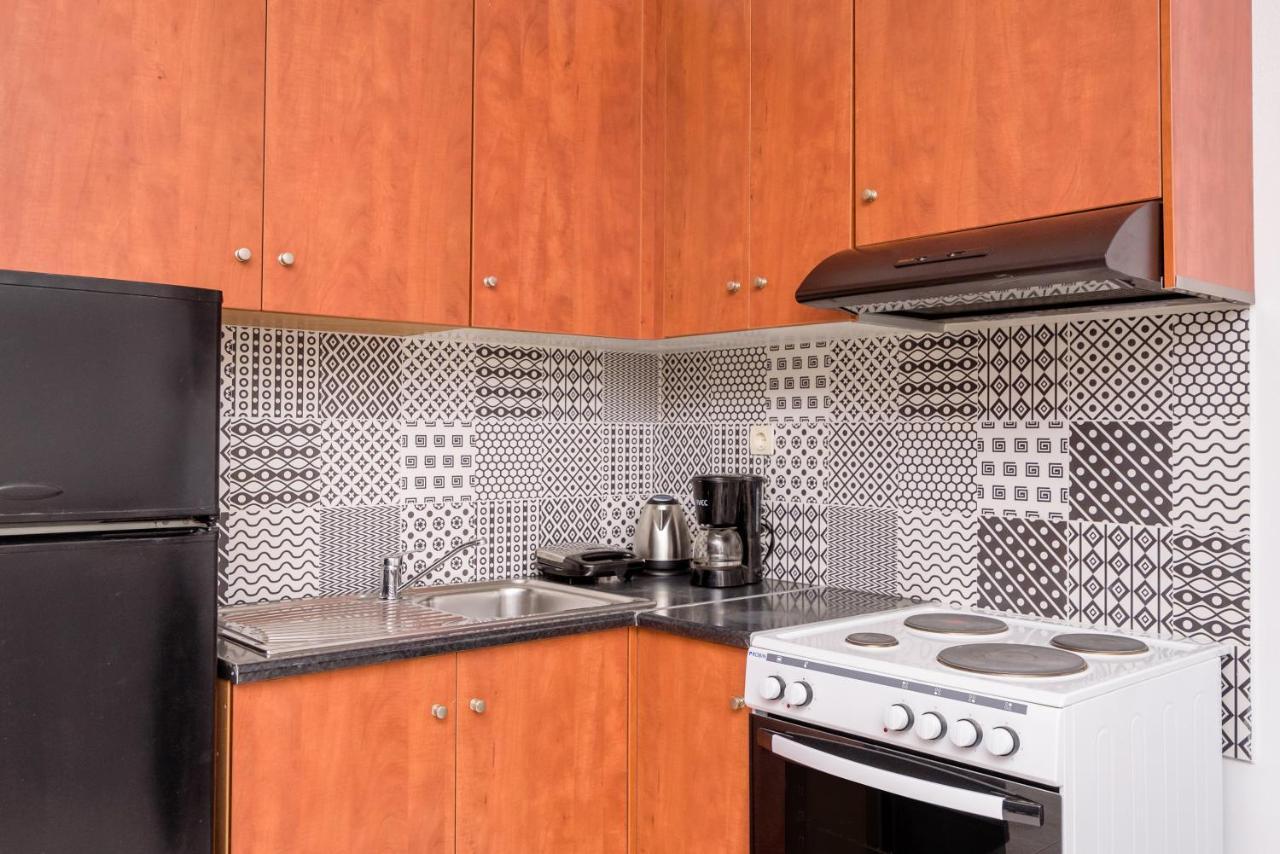 Pearl Seaside Luxury Apartments 2 Hriszí Aktí Haniá Kültér fotó