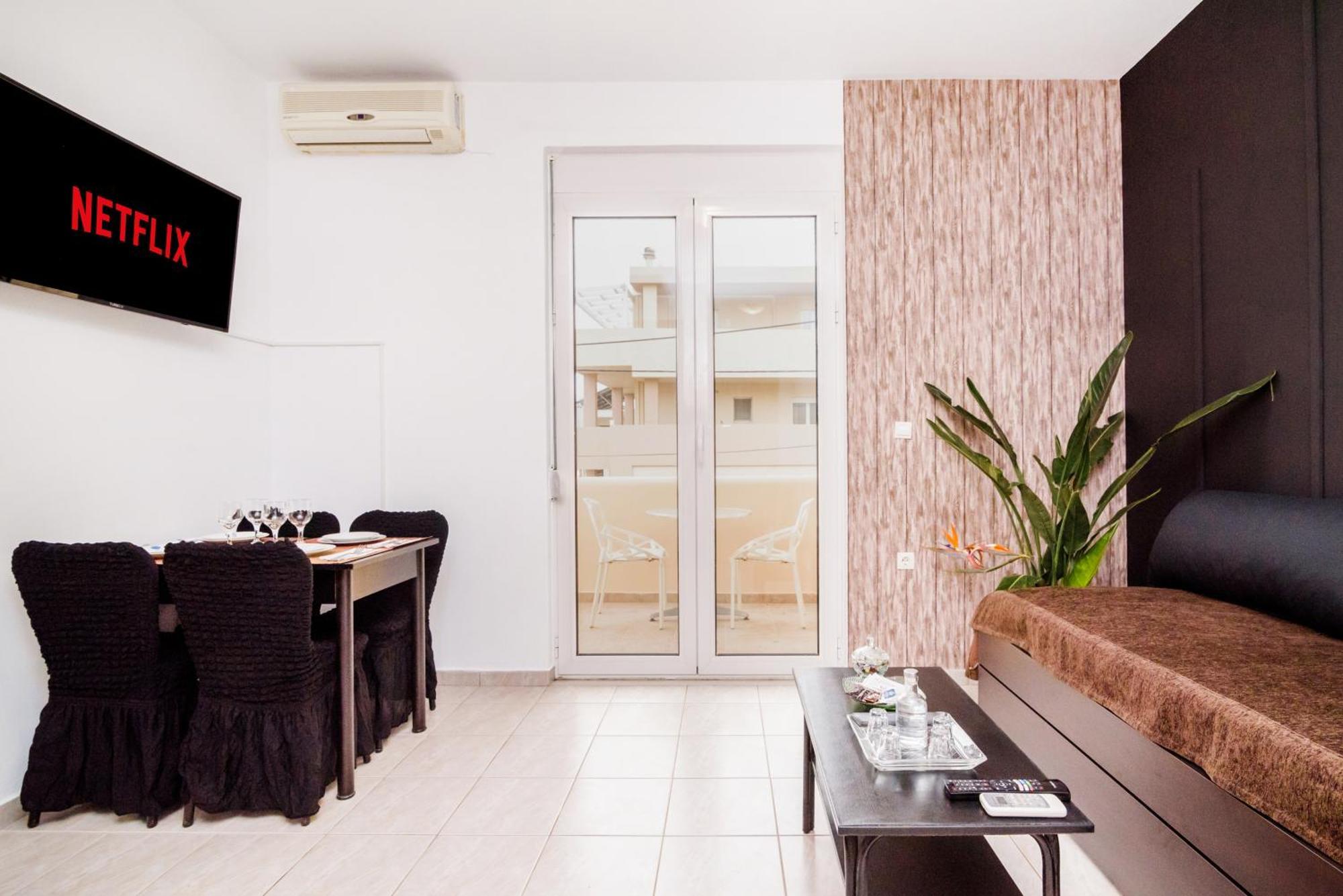 Pearl Seaside Luxury Apartments 2 Hriszí Aktí Haniá Kültér fotó