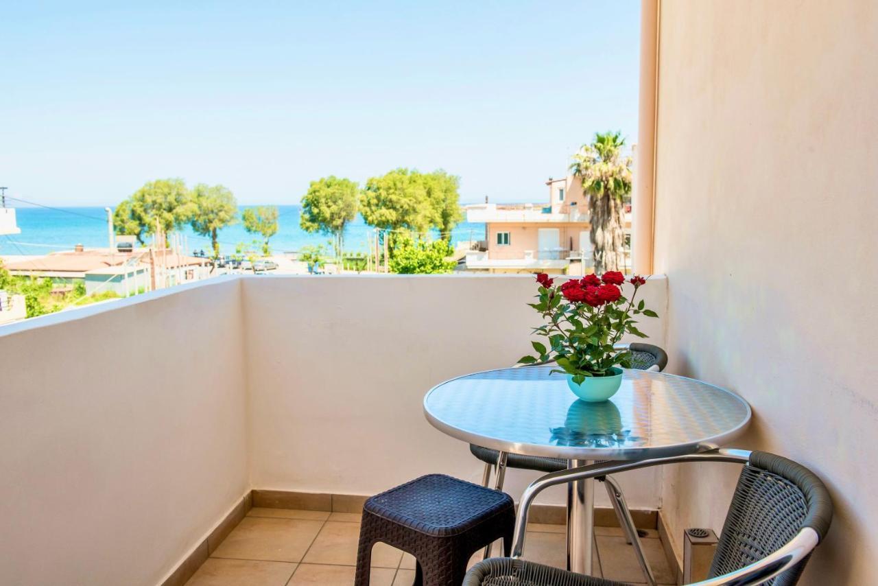 Pearl Seaside Luxury Apartments 2 Hriszí Aktí Haniá Kültér fotó